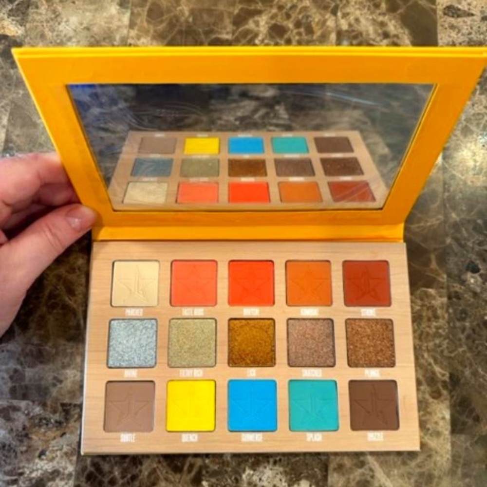 Jeffree Star Thirsty Eyeshadow Palette
